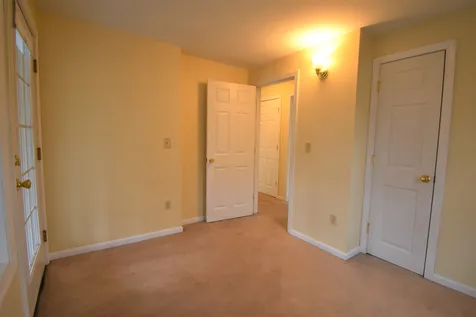 43 Gordon Street Nashua NH 03064