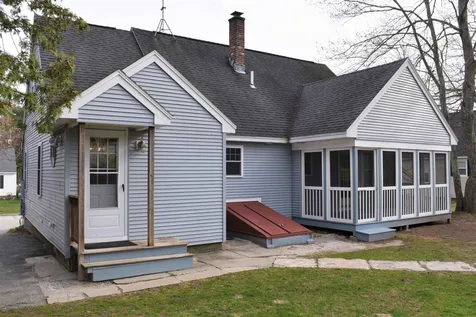 43 Gordon Street Nashua NH 03064