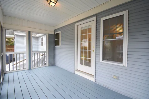43 Gordon Street Nashua NH 03064