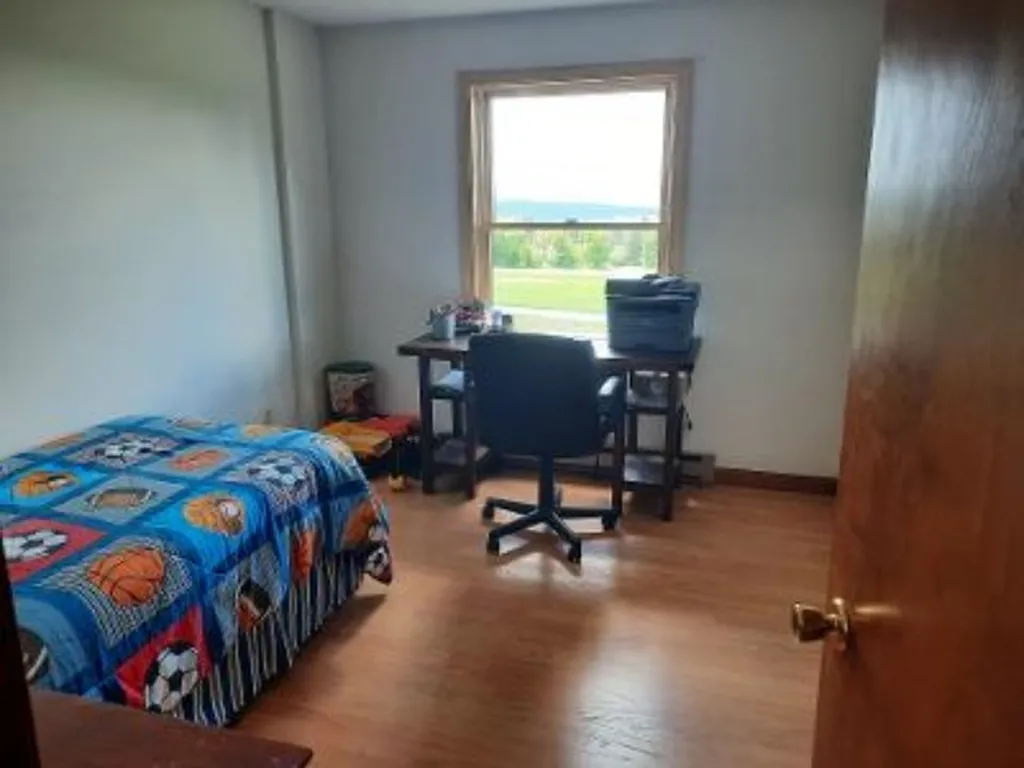 24 Windy Hill Drive Pittsburg NH 03592