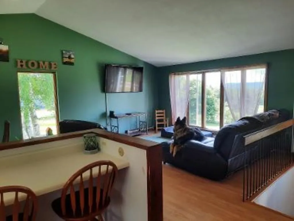 24 Windy Hill Drive Pittsburg NH 03592