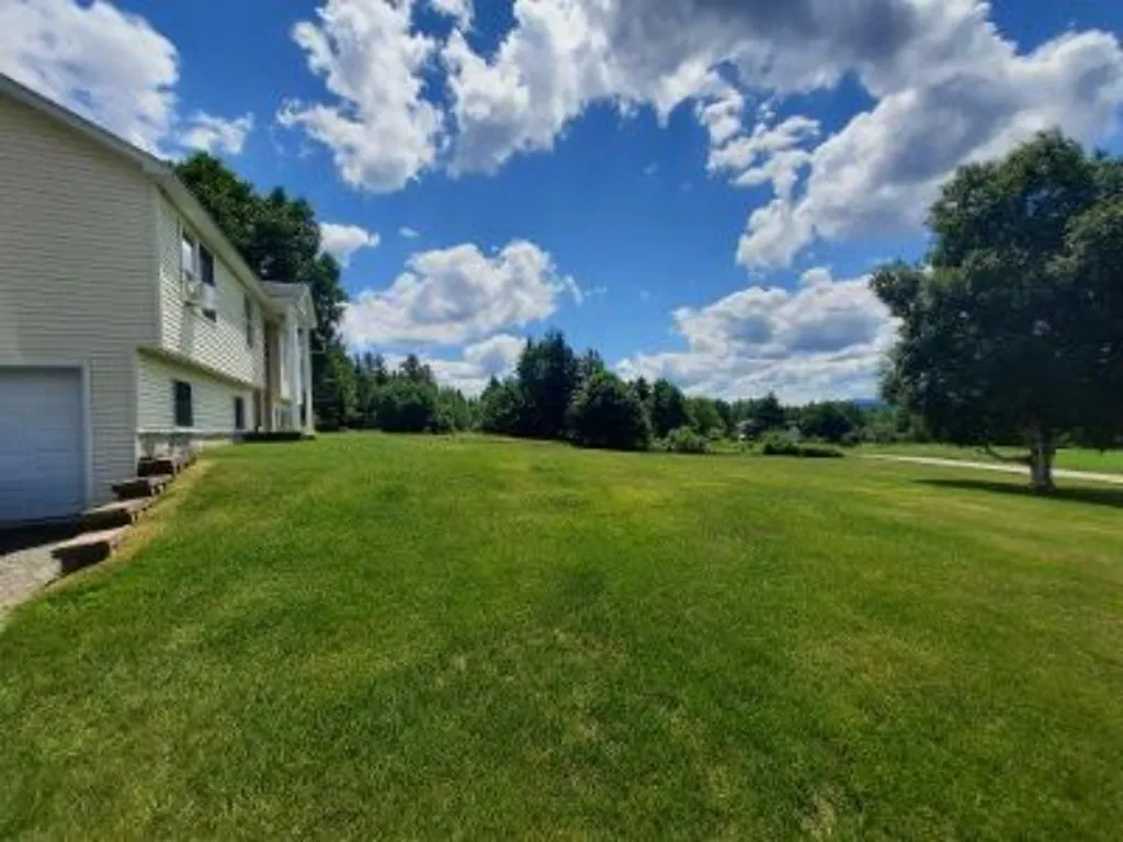 24 Windy Hill Drive Pittsburg NH 03592
