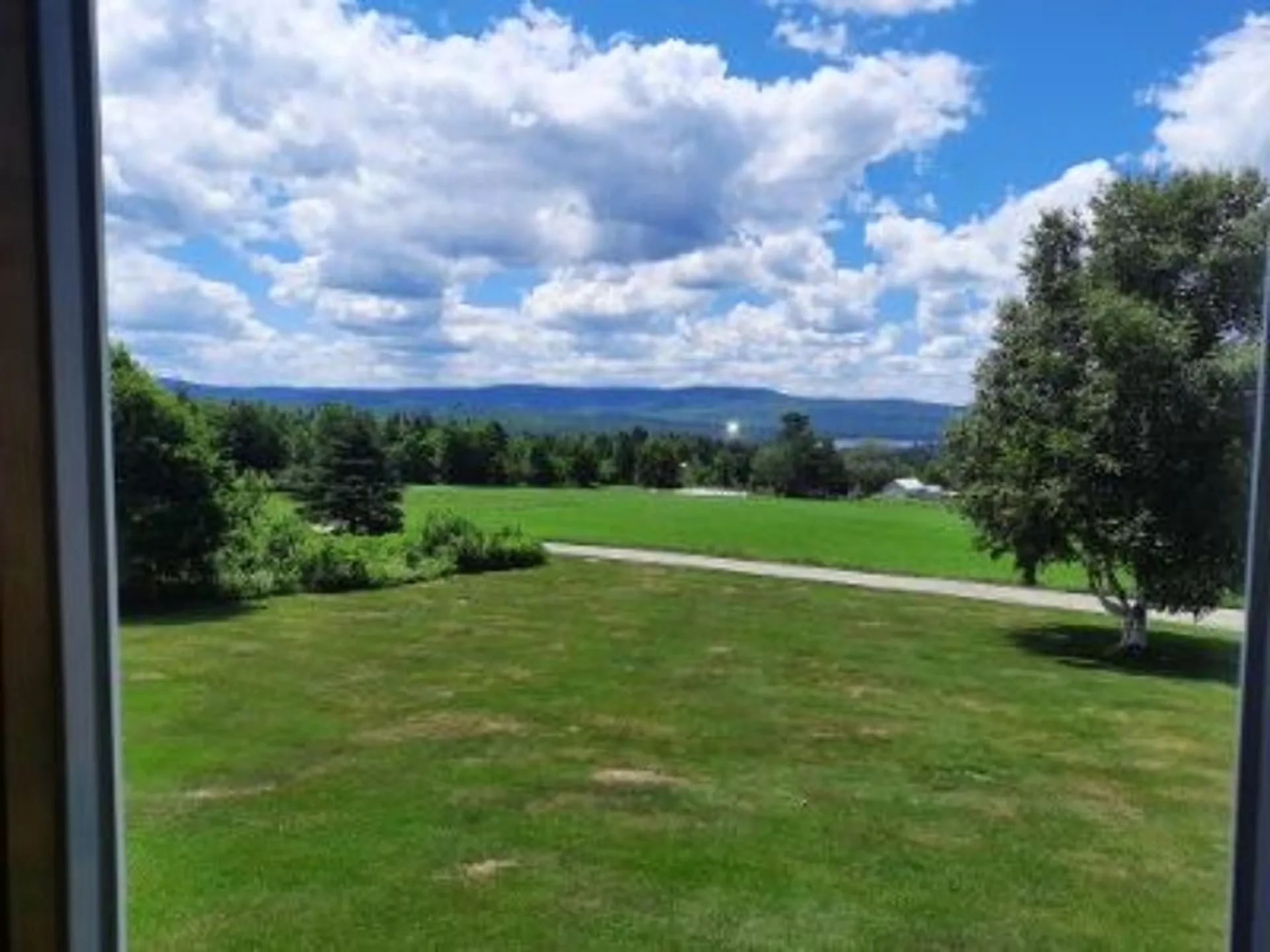 24 Windy Hill Drive Pittsburg NH 03592
