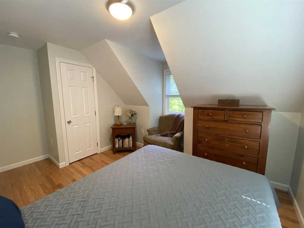 10 Irving Drive Weare NH 03281