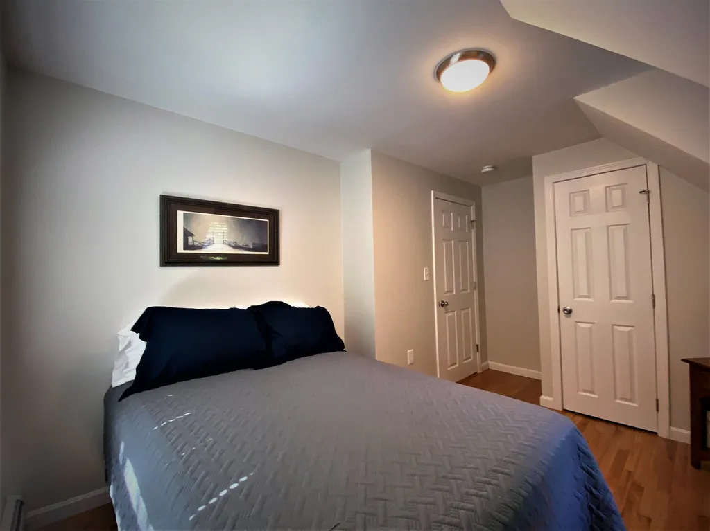 10 Irving Drive Weare NH 03281