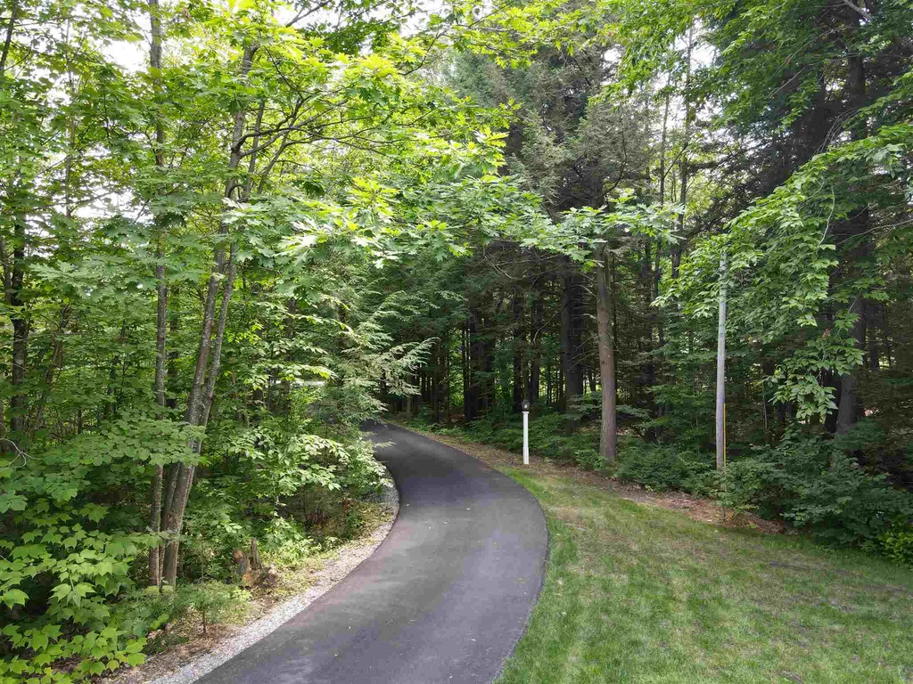 10 Irving Drive Weare NH 03281