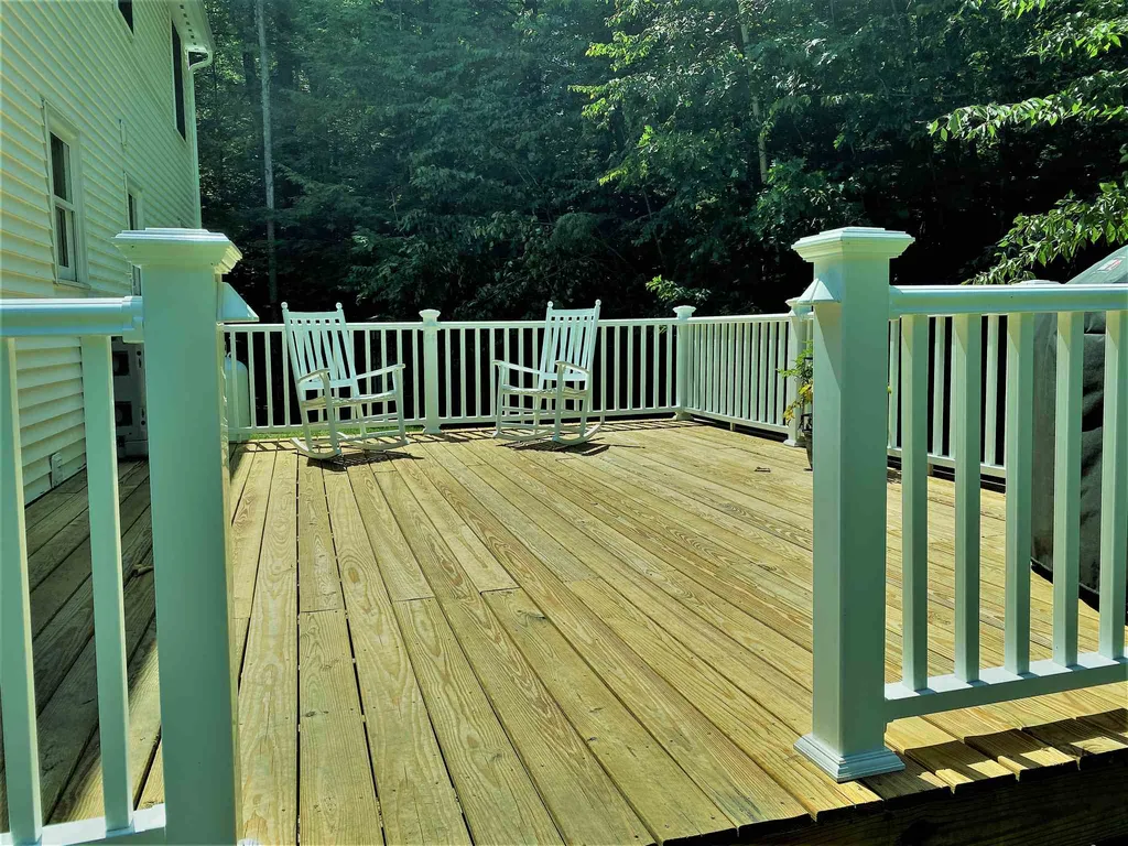10 Irving Drive Weare NH 03281