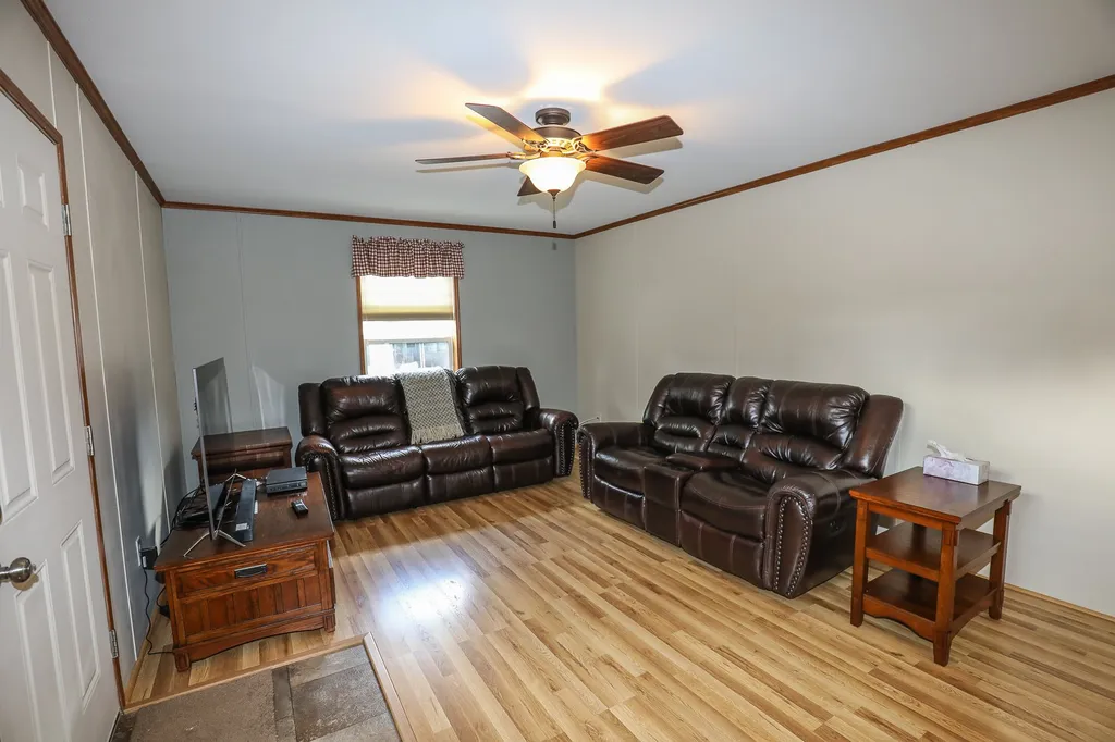 36 Thistle Way Manchester NH 03109