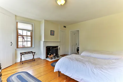 728 Main Street Chester VT 05143