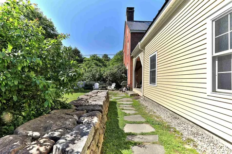 728 Main Street Chester VT 05143