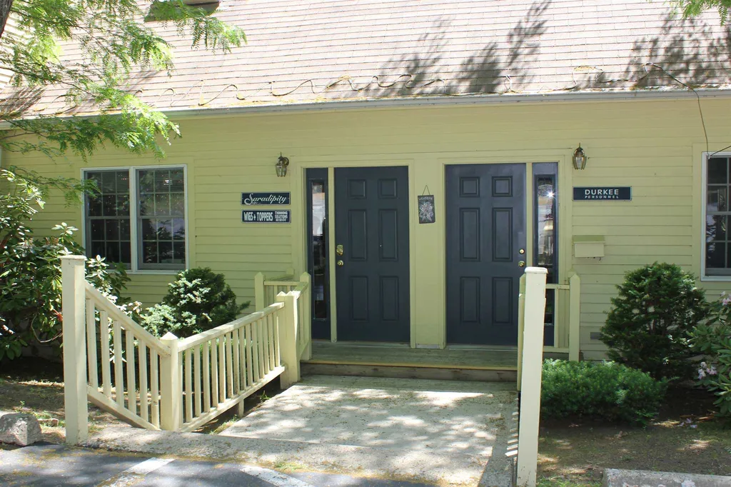 86 Lafayette Road North Hampton NH 03862