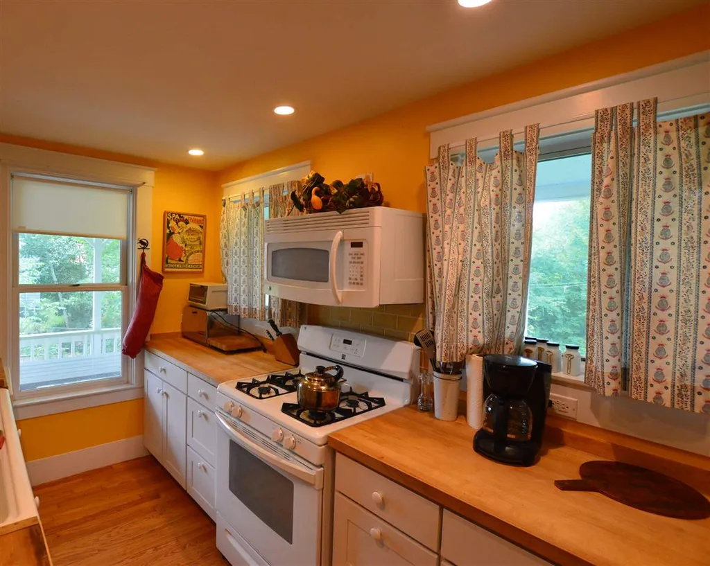 2336 Belmont Road Mount Holly VT 05730