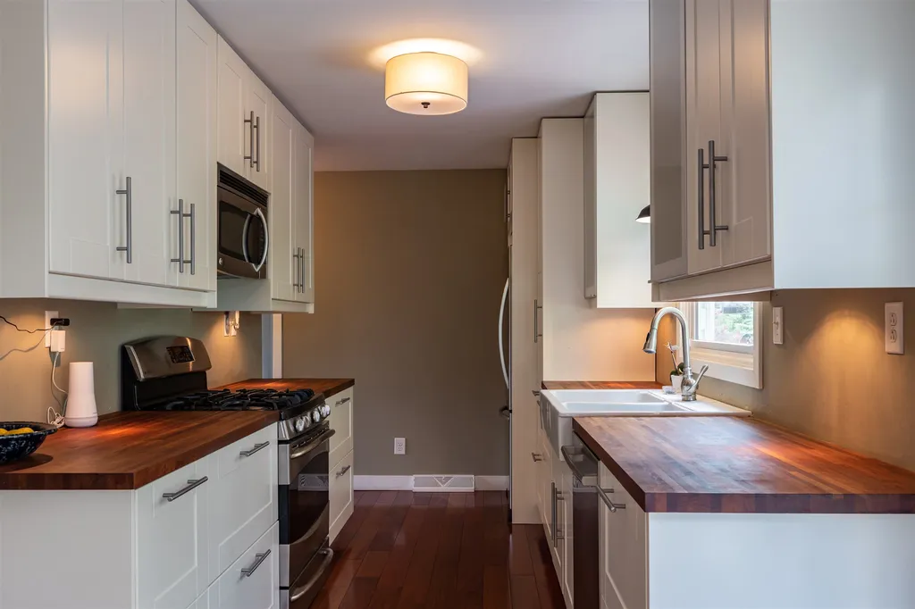 551 Dorset Street Charlotte VT 05445