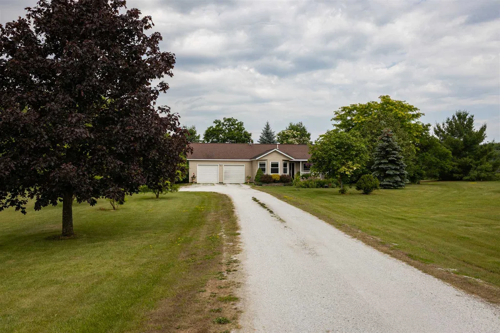 551 Dorset Street Charlotte VT 05445