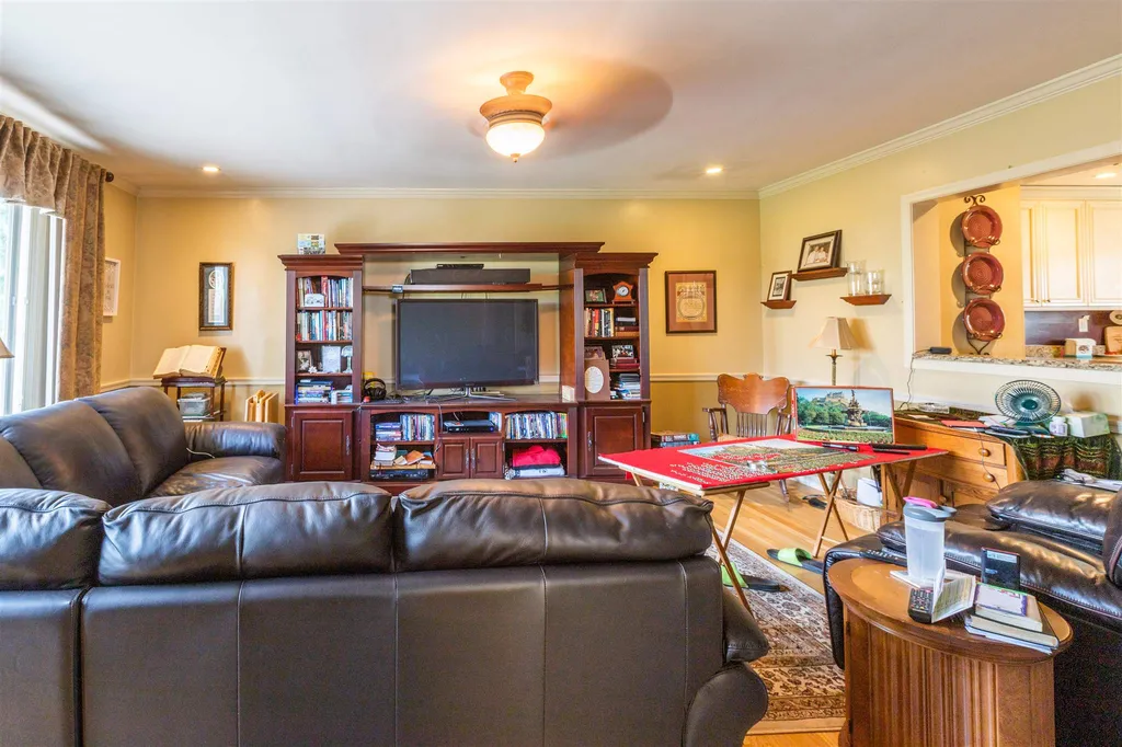 493 Spruce Street Manchester NH 03103