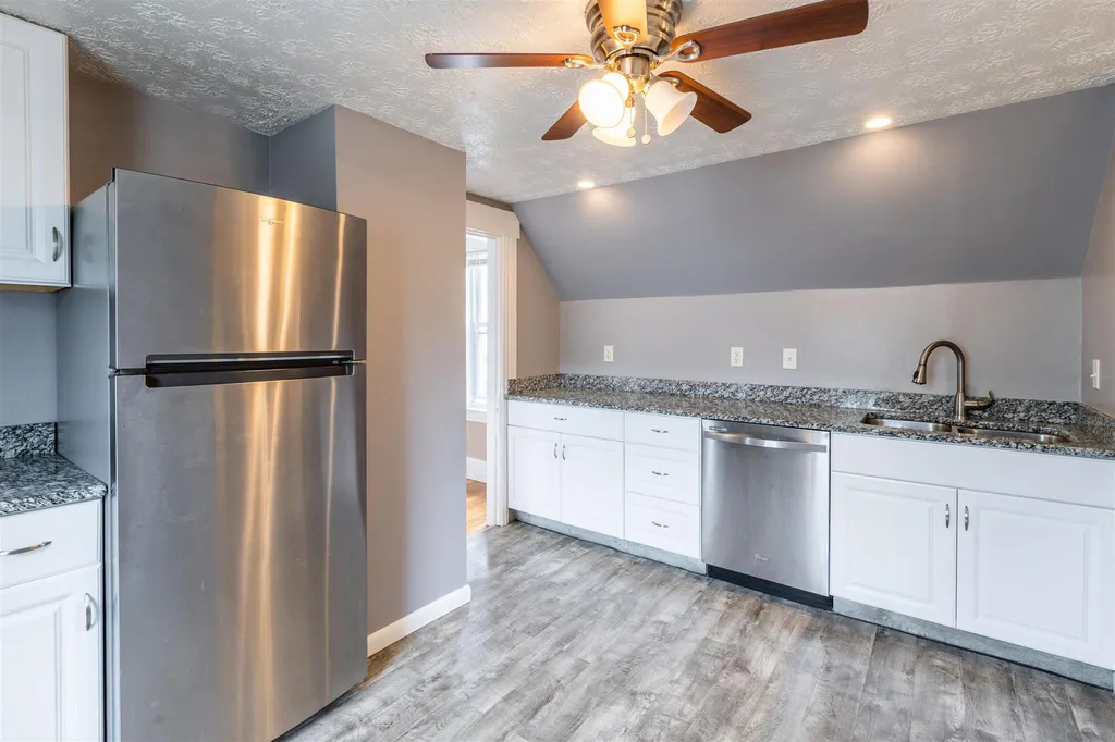 493 Spruce Street Manchester NH 03103