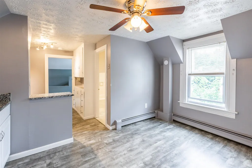 493 Spruce Street Manchester NH 03103