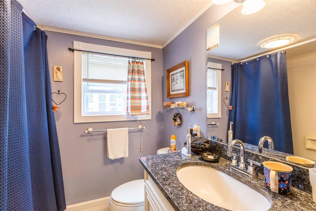 493 Spruce Street Manchester NH 03103
