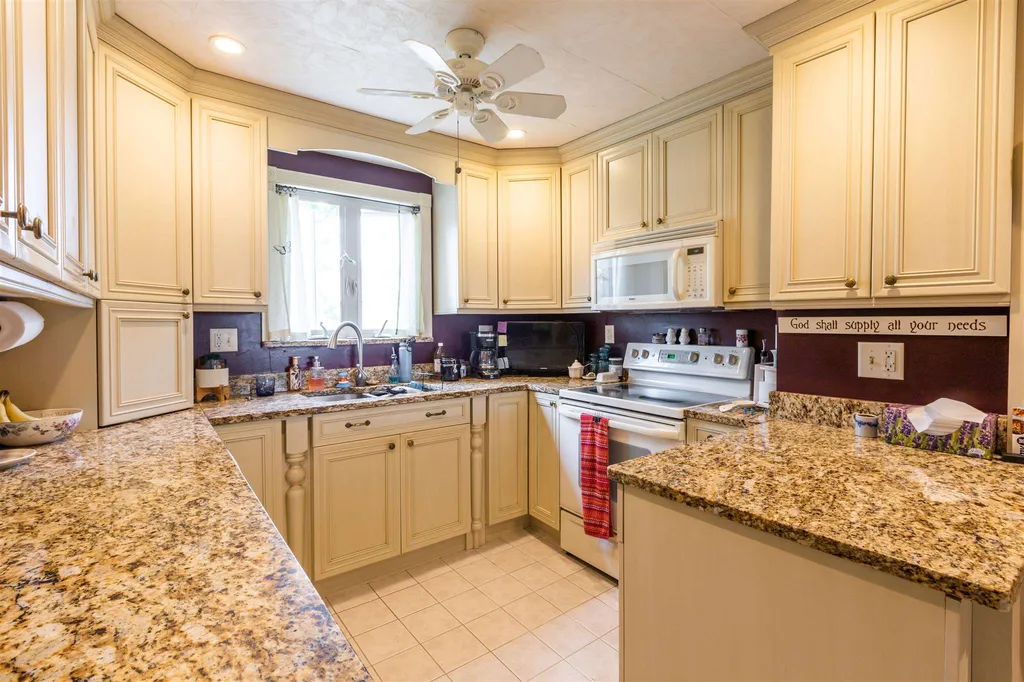 493 Spruce Street Manchester NH 03103