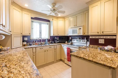 493 Spruce Street Manchester NH 03103