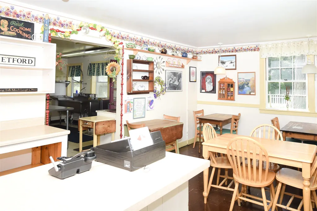 3052 Us Route 5 Thetford VT 05054