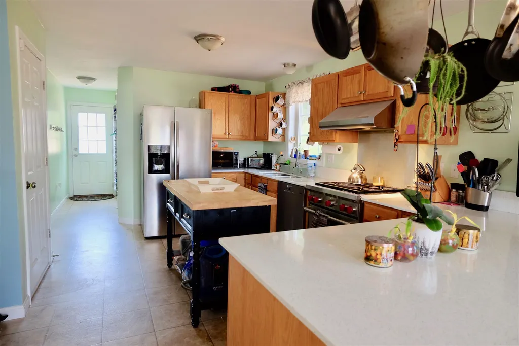 53 Taylor Lane Concord NH 03303