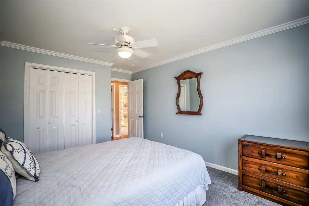 46 Long Meadow Farm Drive Epping NH 03042
