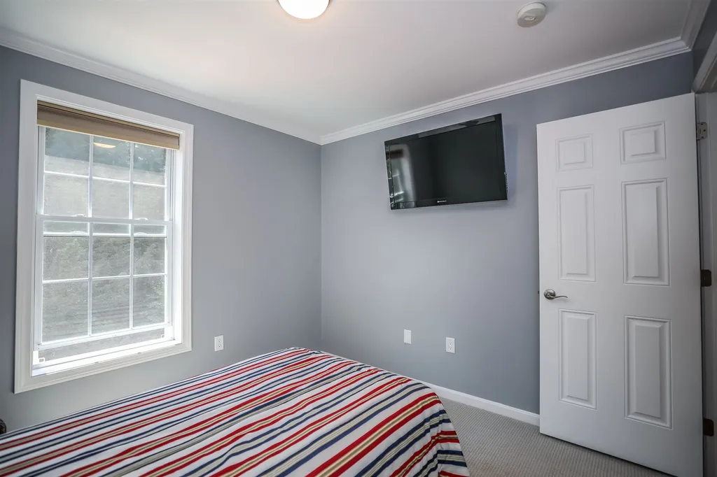 46 Long Meadow Farm Drive Epping NH 03042