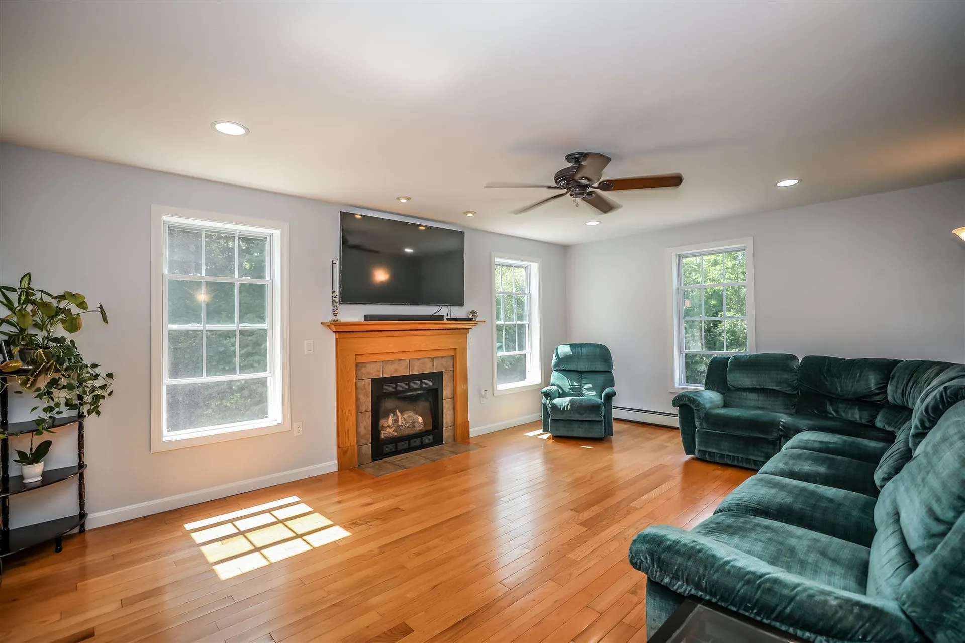 46 Long Meadow Farm Drive Epping NH 03042