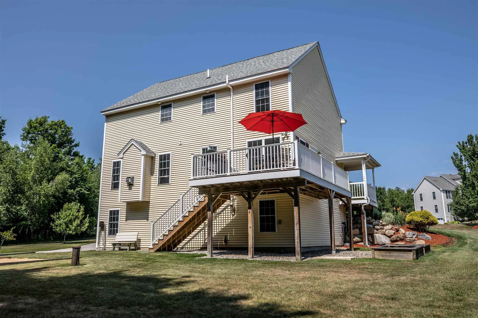 46 Long Meadow Farm Drive Epping NH 03042