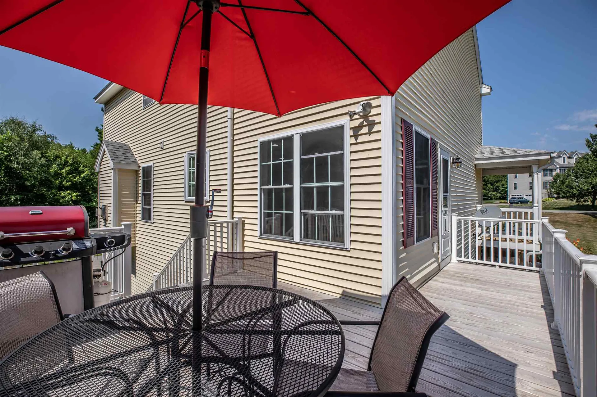 46 Long Meadow Farm Drive Epping NH 03042