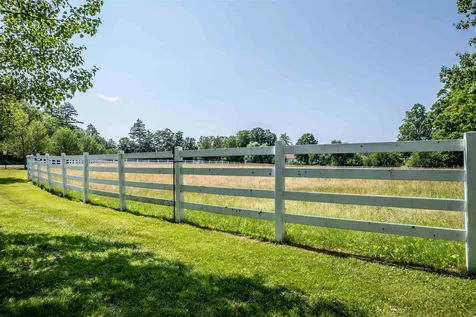 46 Long Meadow Farm Drive Epping NH 03042