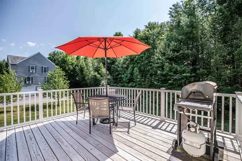 46 Long Meadow Farm Drive Epping NH 03042