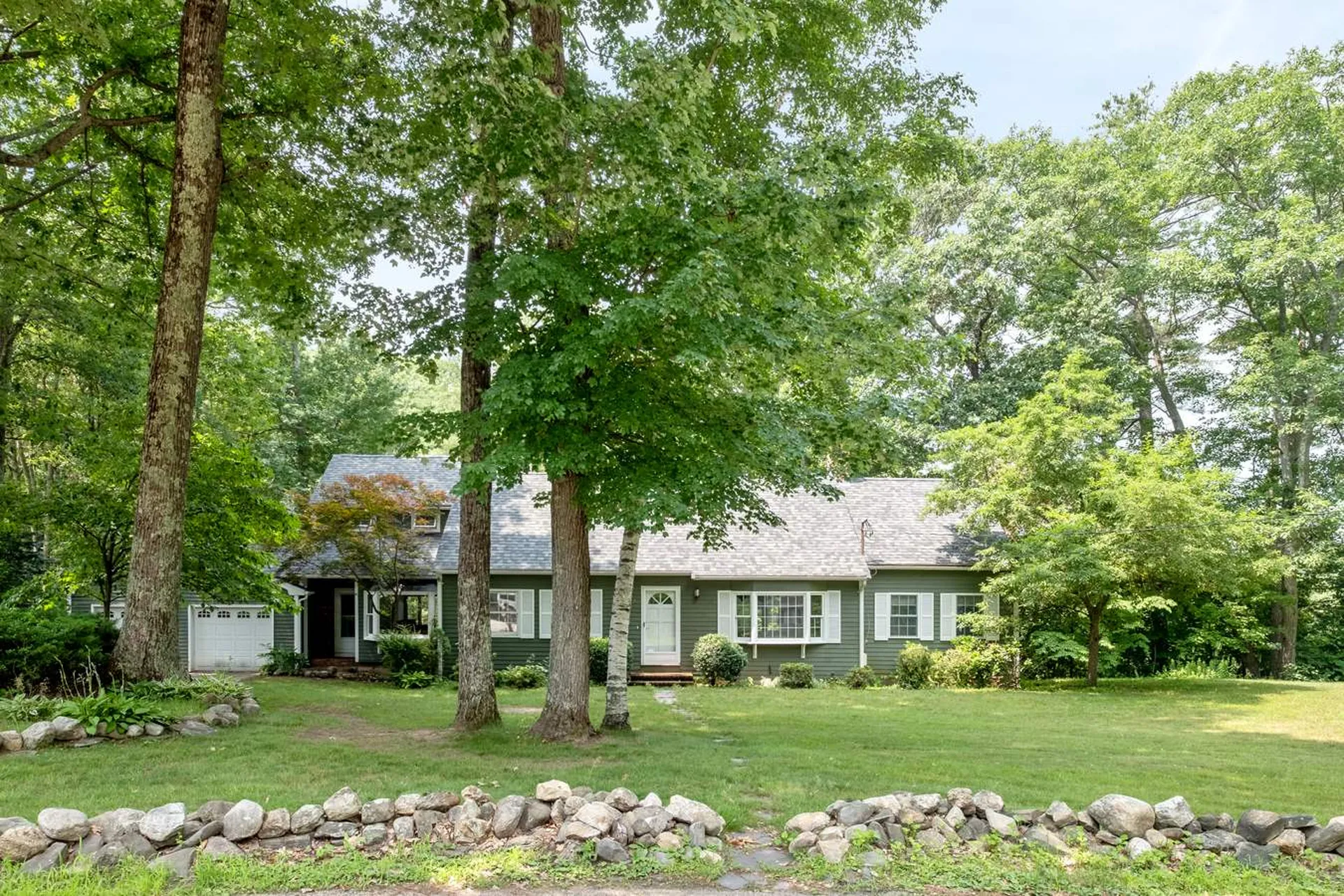 7 Fernwood Drive Atkinson NH 03811
