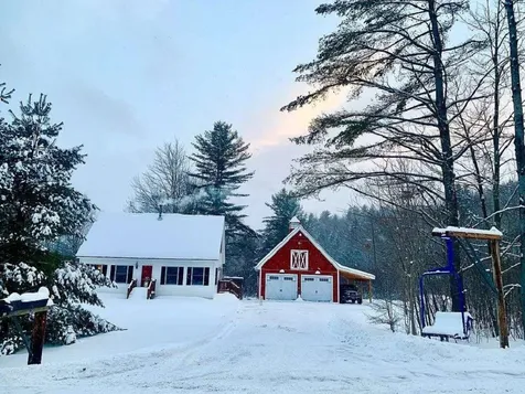 99 Holmes Lane Stowe VT 05672