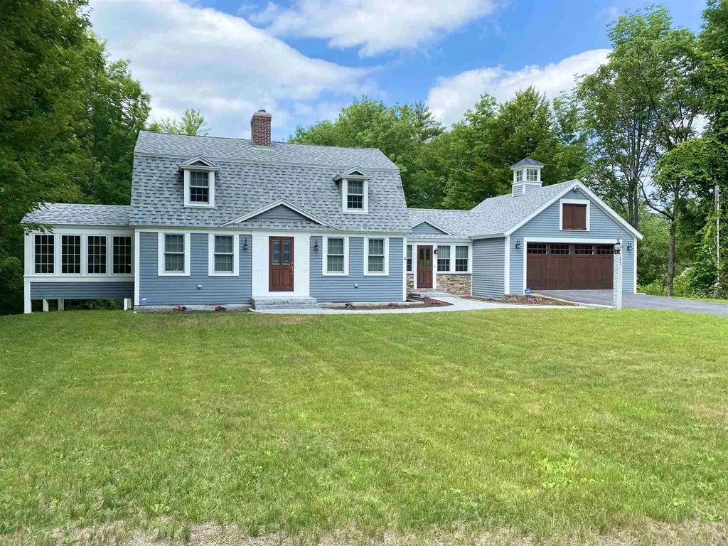 17 Parker Street Plymouth NH 03264
