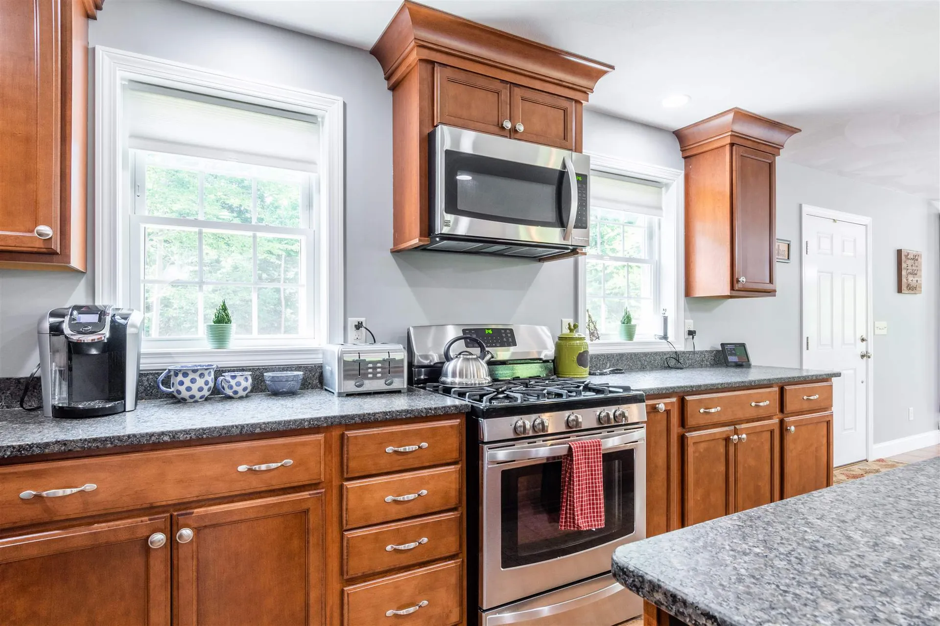 461 Cross Country Road Pembroke NH 03275