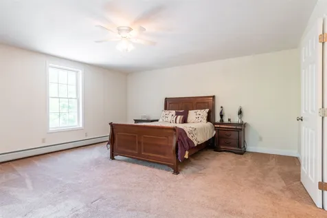 461 Cross Country Road Pembroke NH 03275