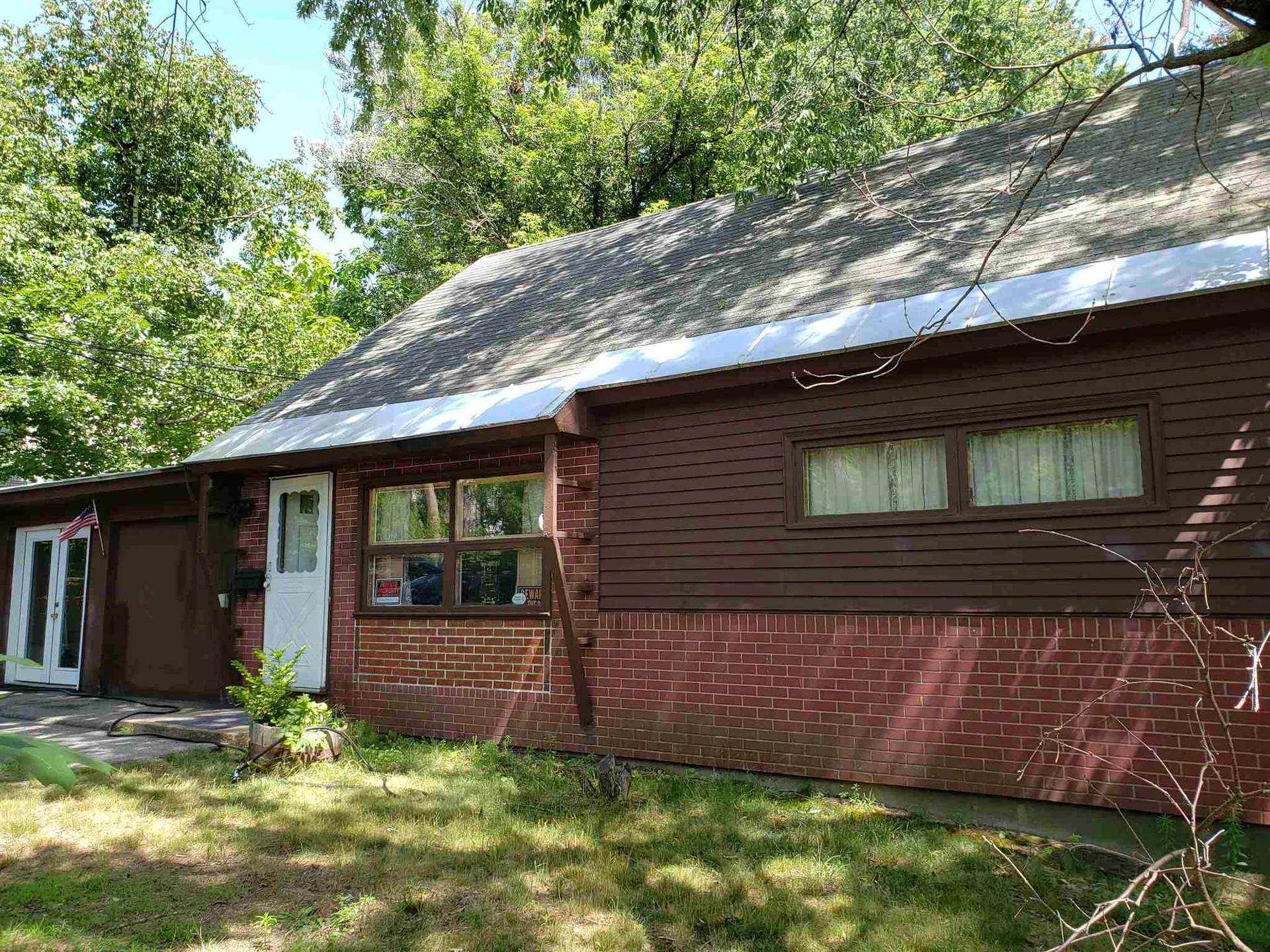 39 Jobin Drive Manchester NH 03103