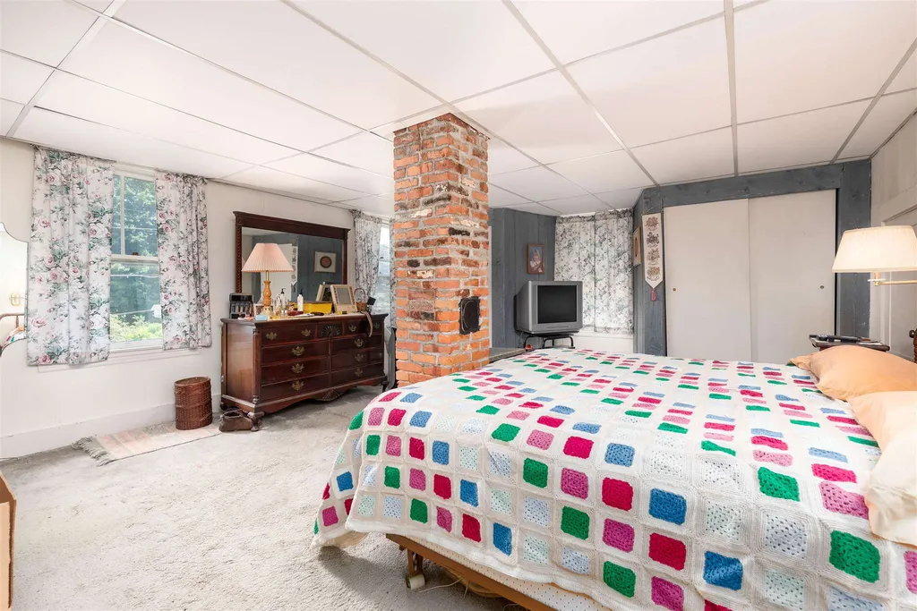 20 Warren Street Fryeburg ME 04037