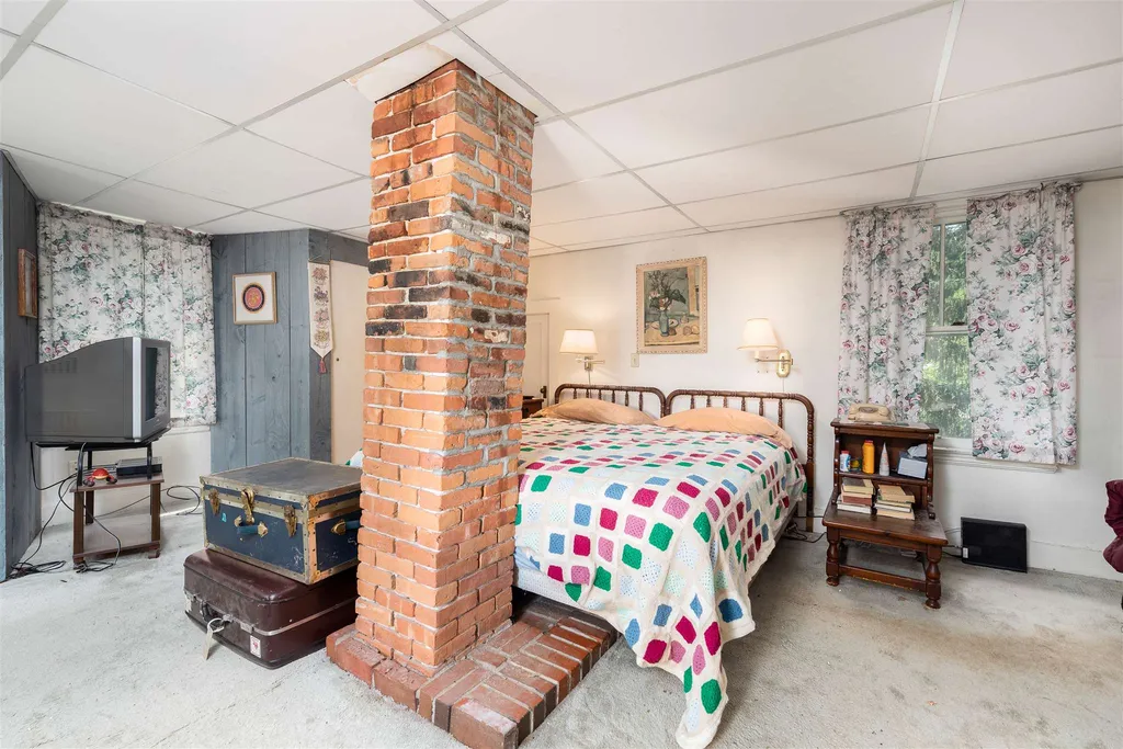 20 Warren Street Fryeburg ME 04037