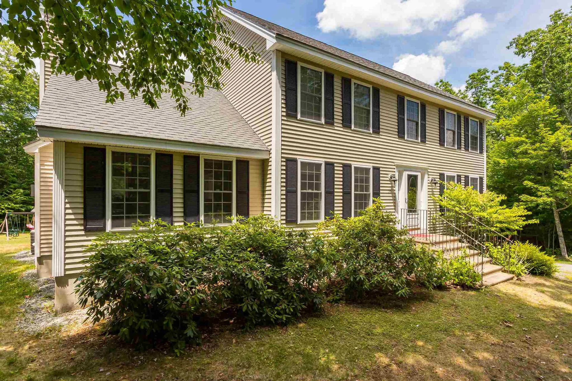 38 Watson Hill Road Raymond NH 03077