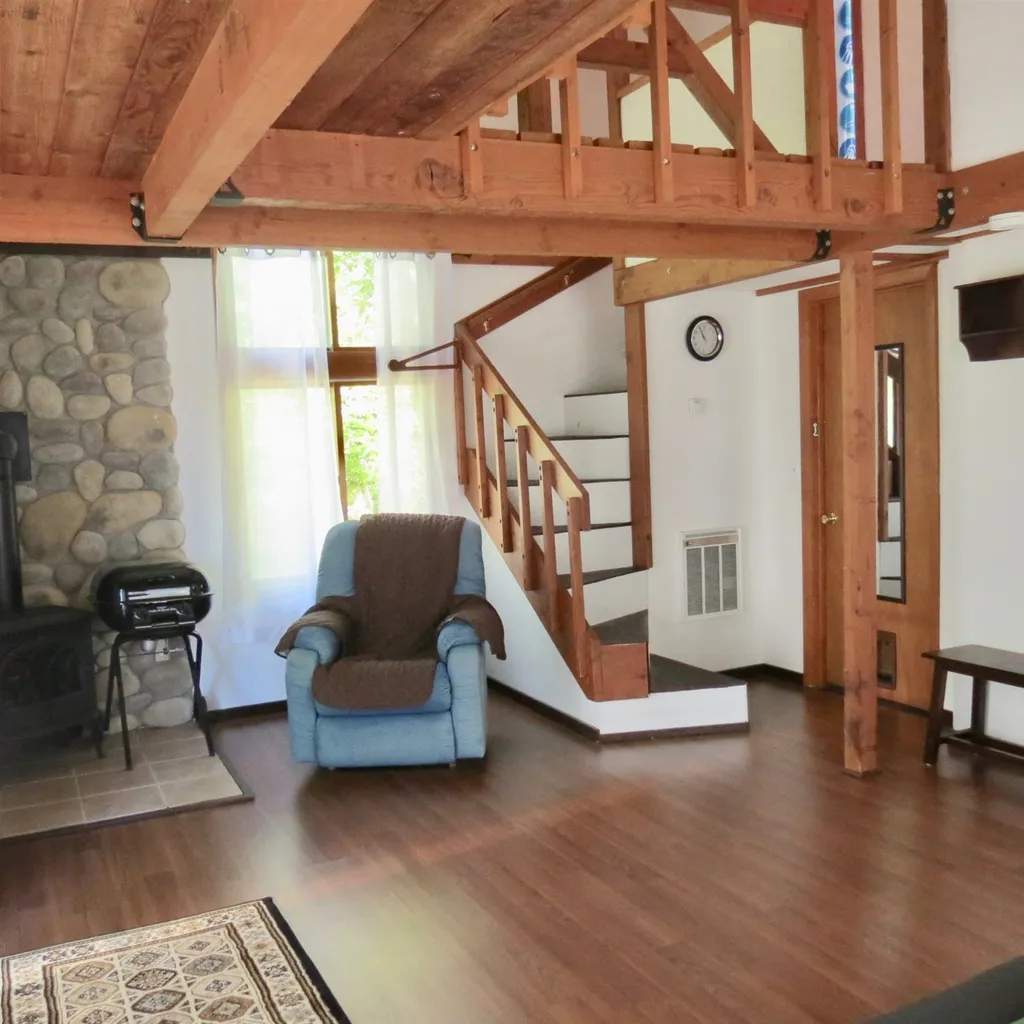 12 Ranny Road Poultney VT 05764