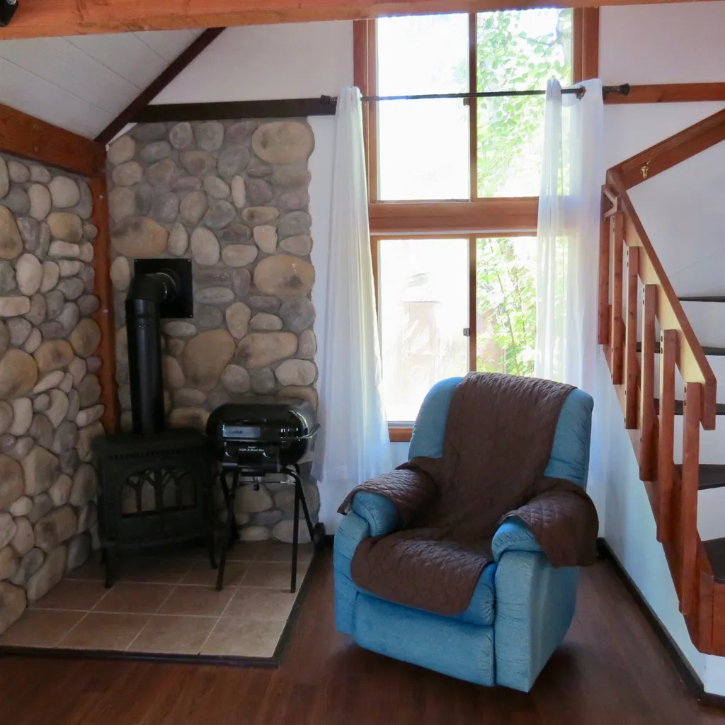 12 Ranny Road Poultney VT 05764