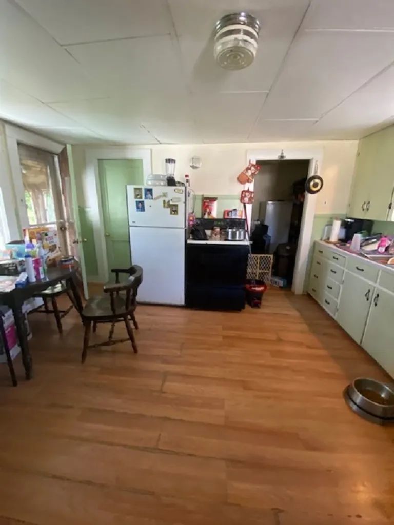 28 Chestnut Street Rochester NH 03867