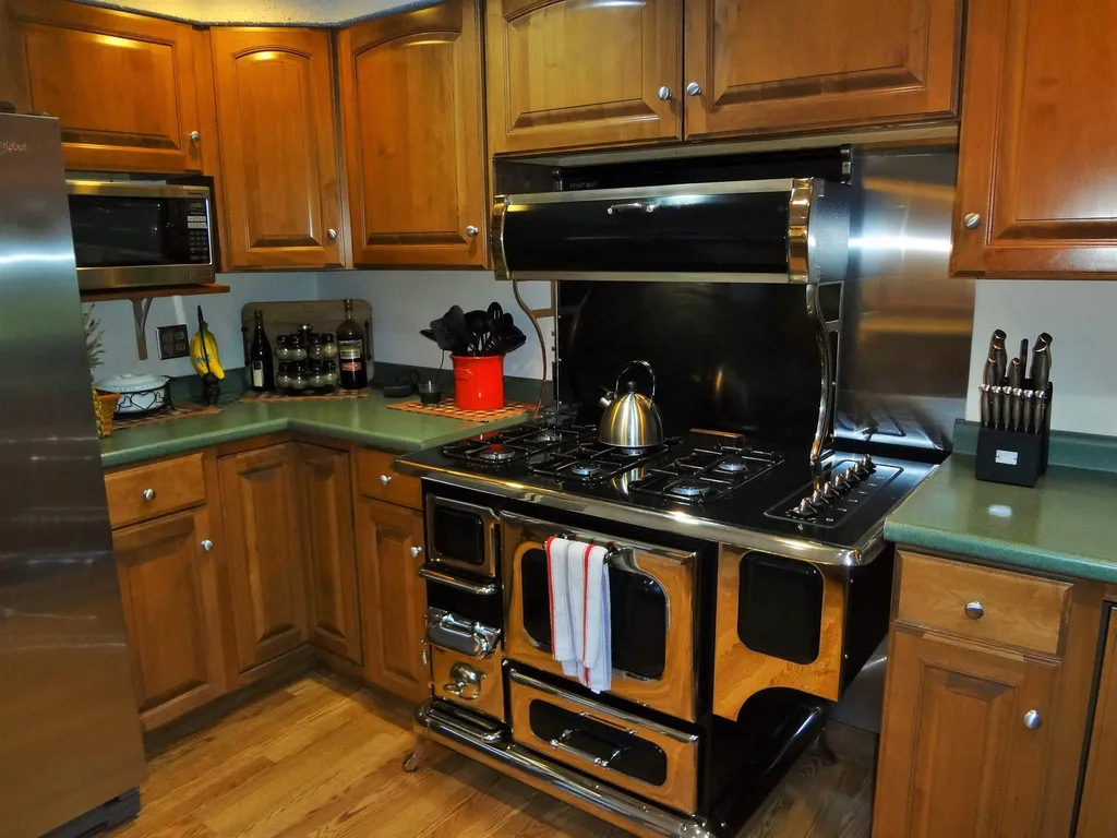18 Bourdeau Drive Milton NH 03851