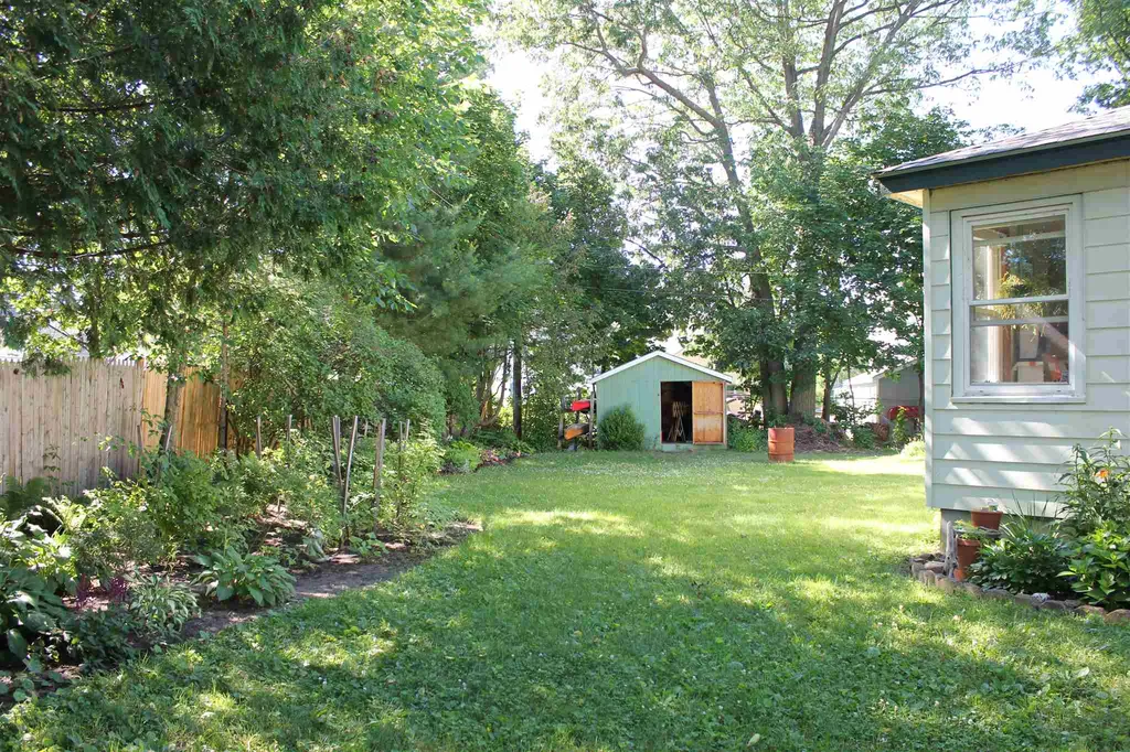 143 Edgemoor Drive Burlington VT 05408