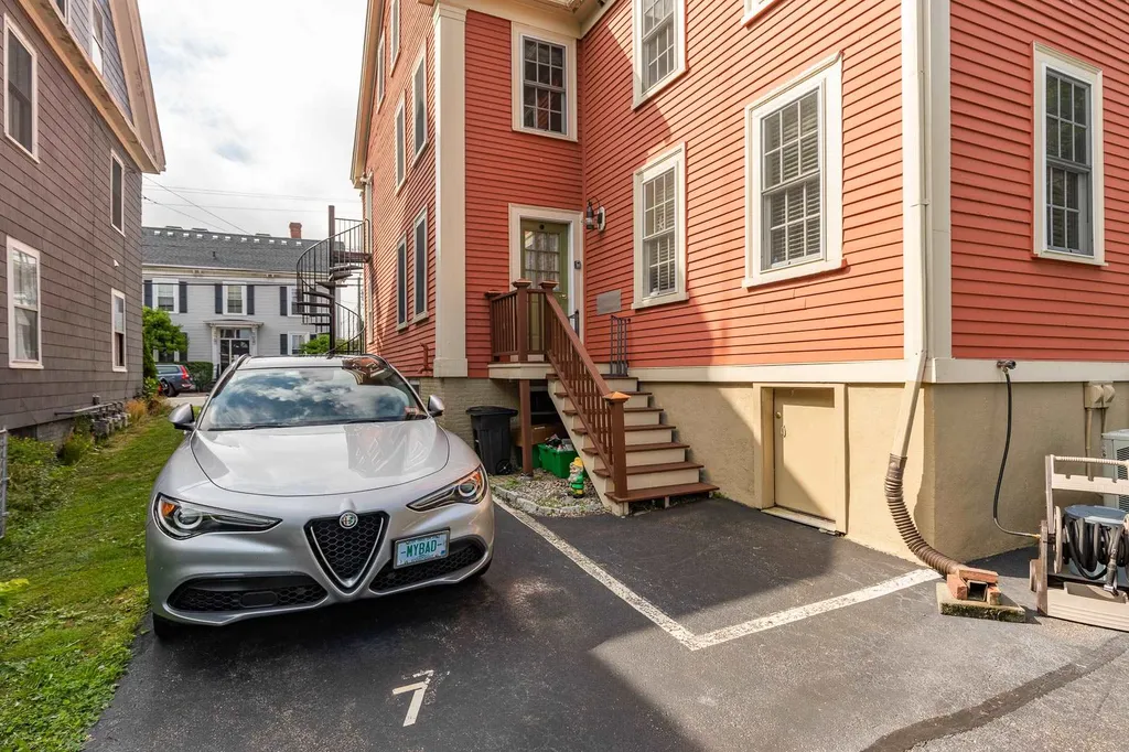 383 Islington Street Portsmouth NH 03801