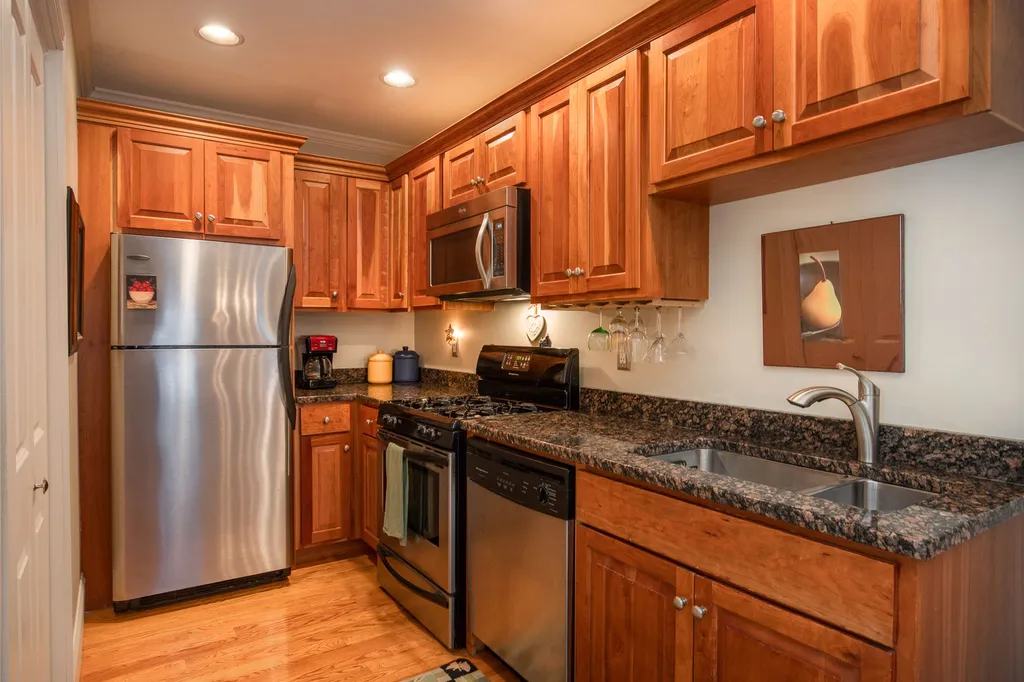 383 Islington Street Portsmouth NH 03801