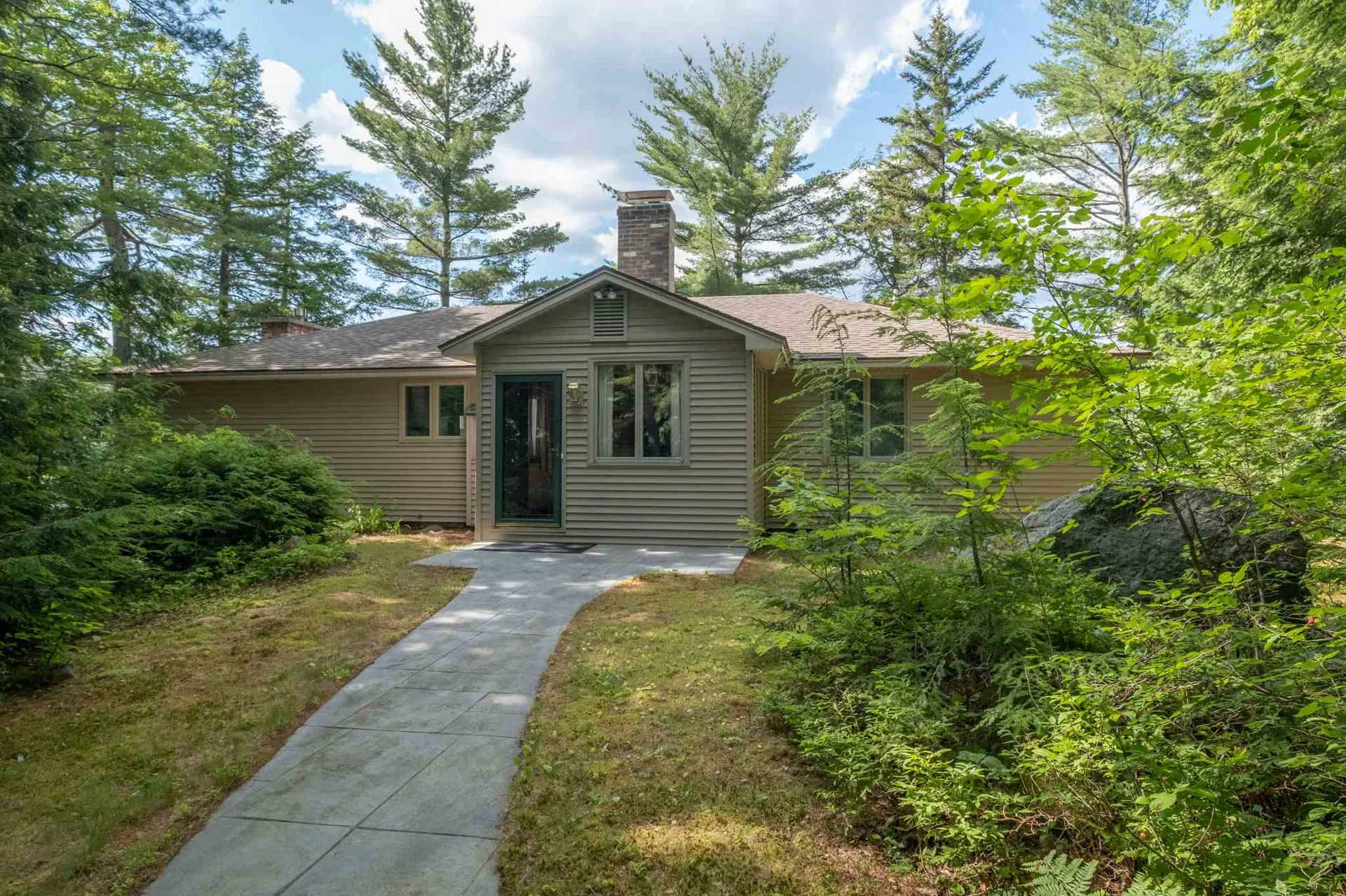 380 Waukeena Lake Road Danbury NH 03230